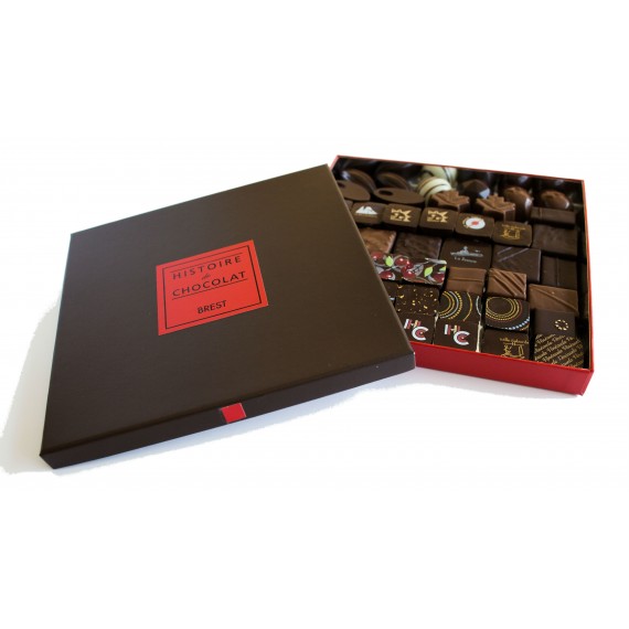 COFFRET CHOCOLAT DE NOEL - BALLOTIN DE CHOCOLAT DE NOEL - CHOCOLAT  ARTISANAL (250G) : : Epicerie